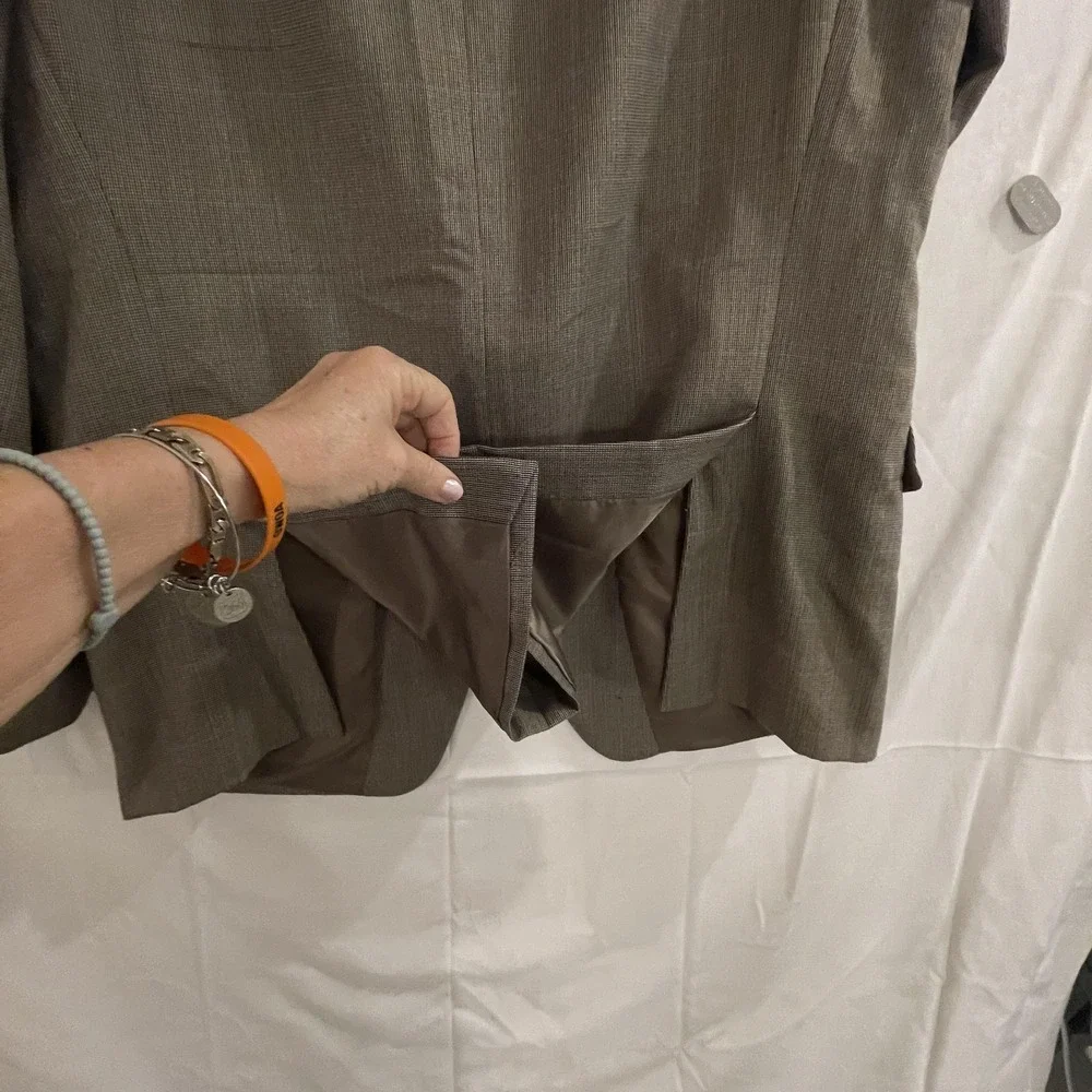 Izod‎ Blazer Mens 44R Tan Gray Glen Plaid Two Button Side Vents Lined Sport Coat